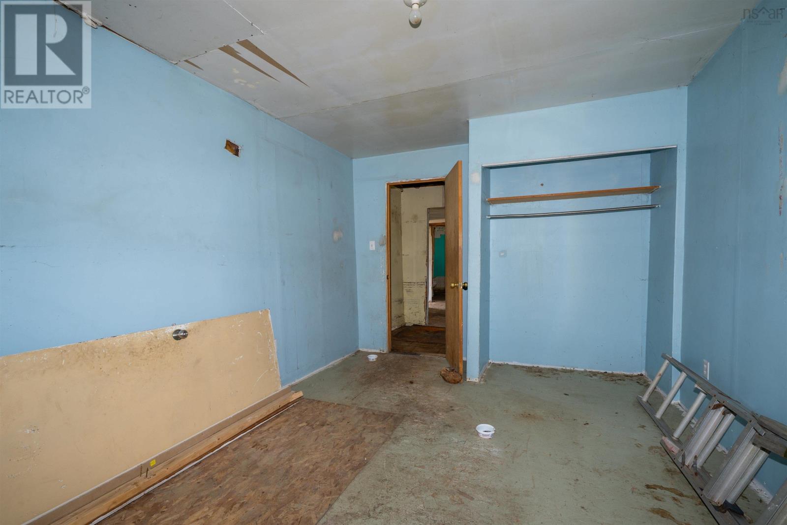 Property 19 of 28 of 1234 Granville Road