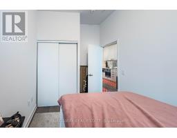 203 - 38 Honeycrisp Crescent, Vaughan, ON L4K0M7 Photo 18