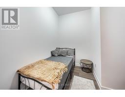 203 - 38 Honeycrisp Crescent, Vaughan, ON L4K0M7 Photo 21