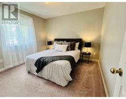 2342 Somers Boulevard, Innisfil, ON L9S2E8 Photo 11
