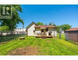 8007 Railroad Line, Brooke Alvinston, ON N0N1A0 Photo 13