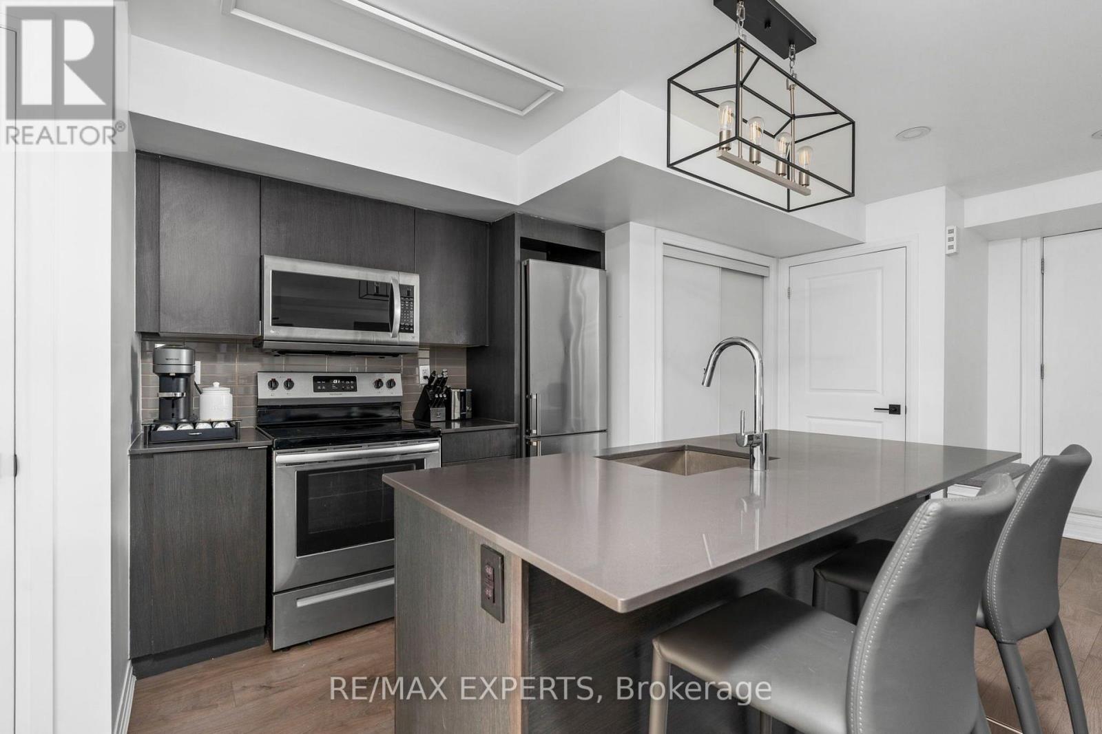 #1 142 WILLIAM DUNCAN ROAD - 9