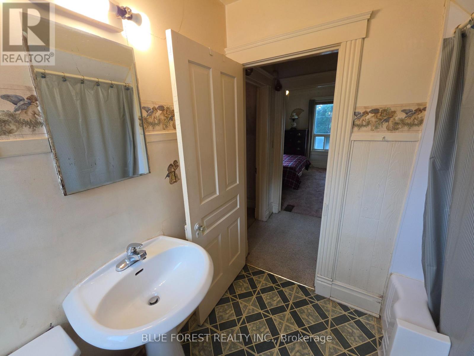 248 RIDOUT STREET - Image 26