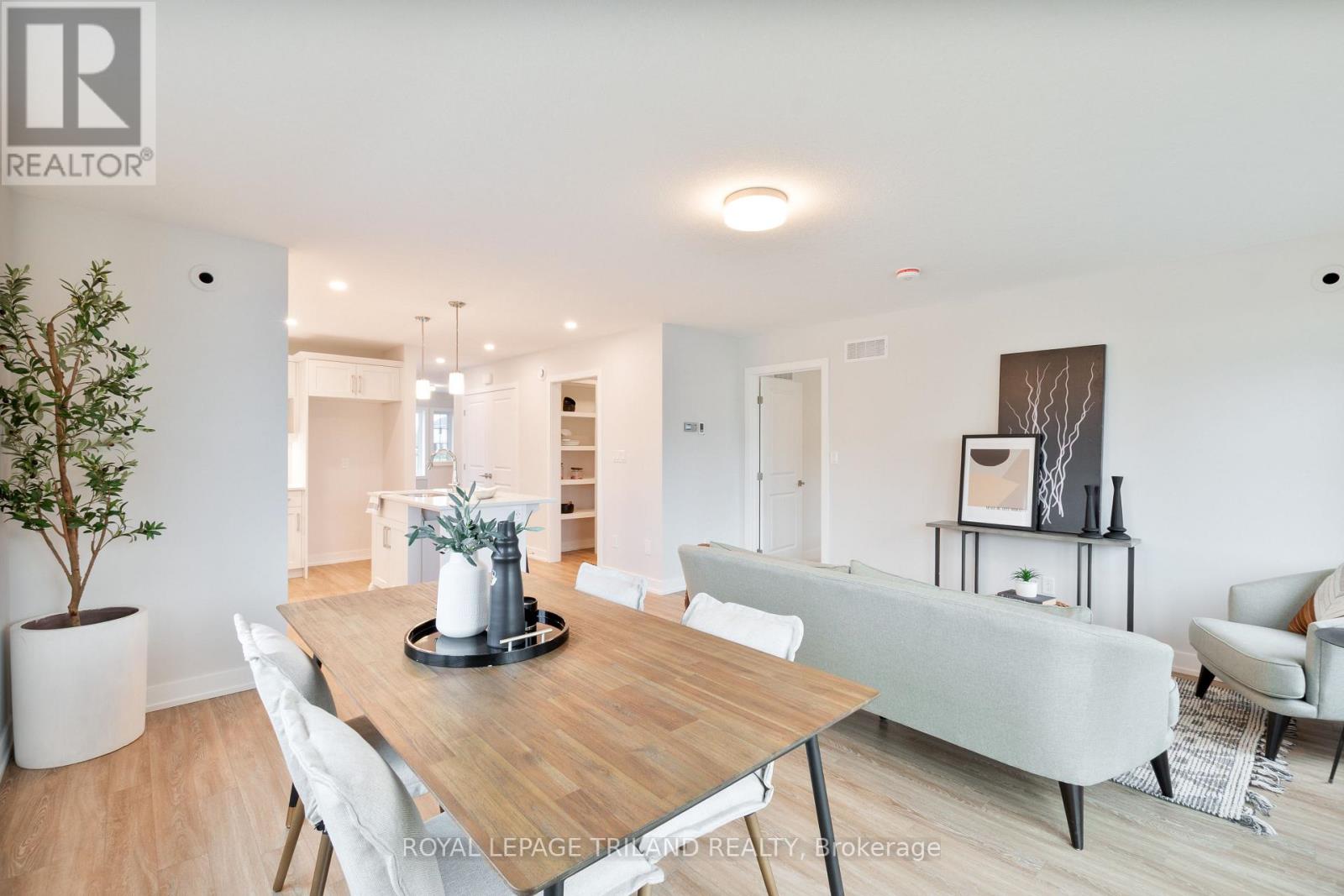 71 HARROW LANE - 8