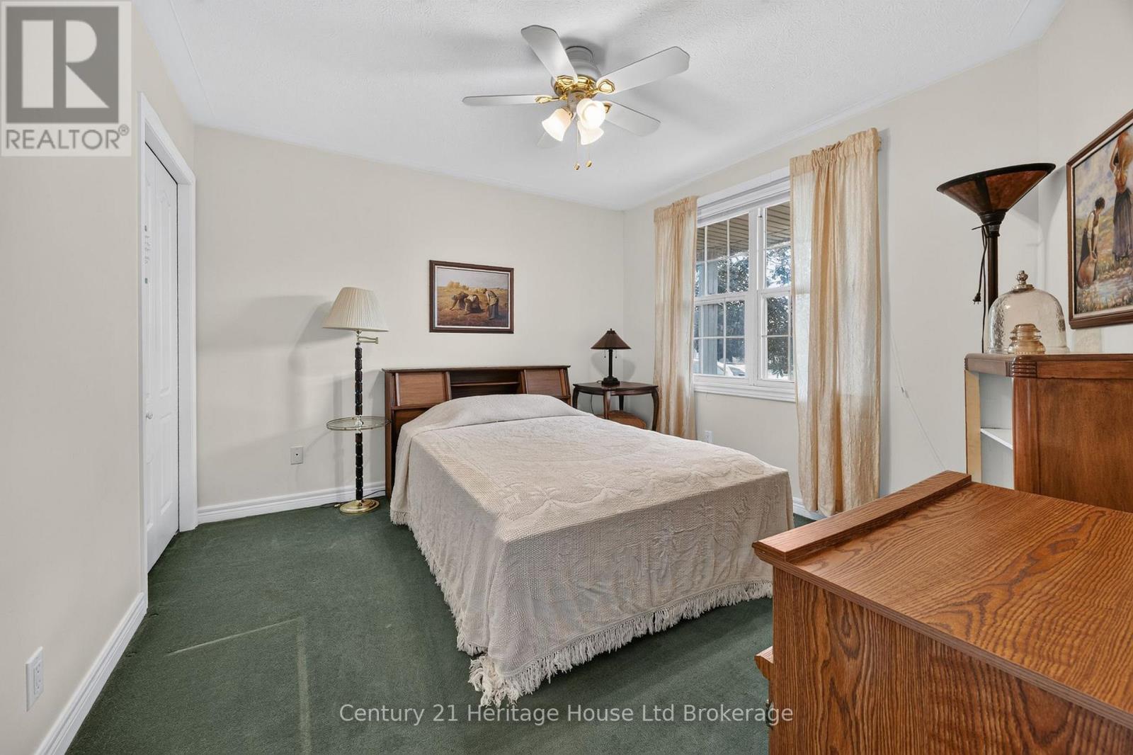 26 PEACH STREET - Image 15