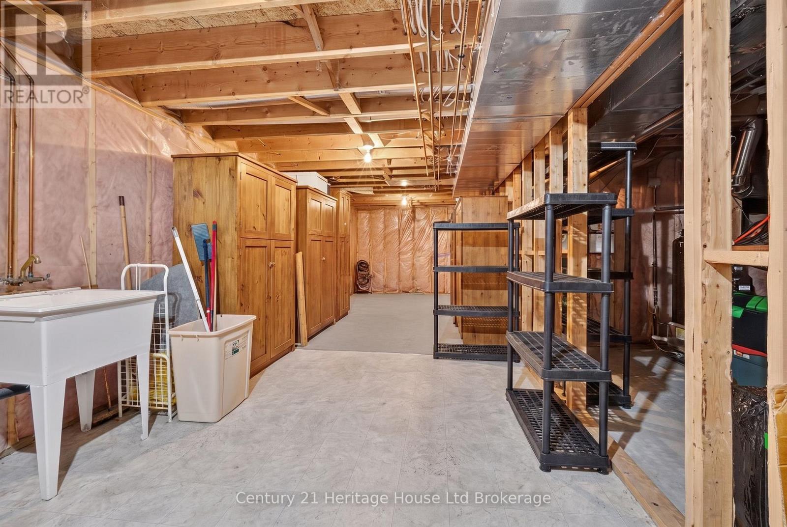 26 PEACH STREET - 18