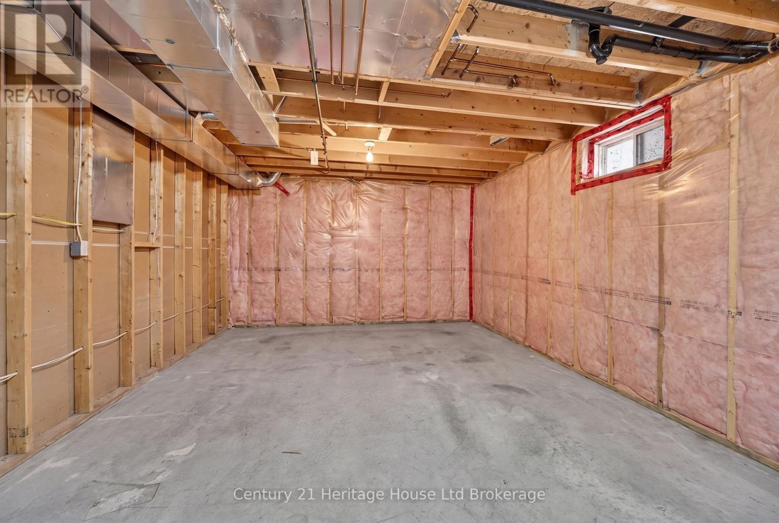 26 PEACH STREET - 19
