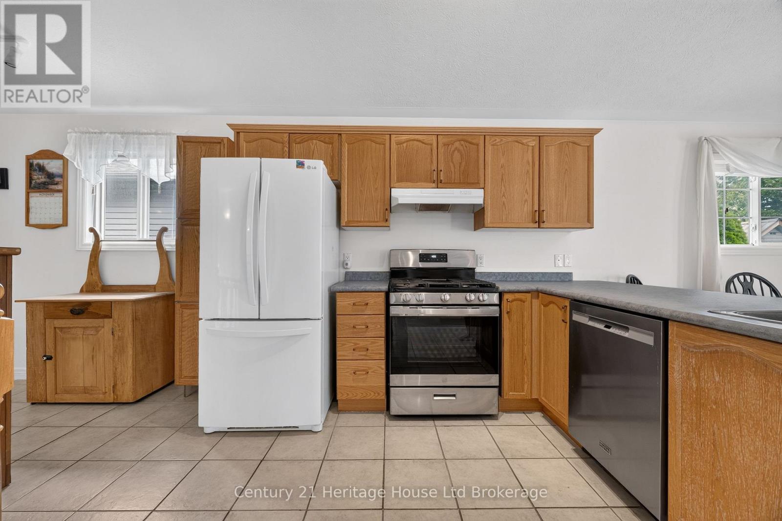 26 PEACH STREET - Image 4