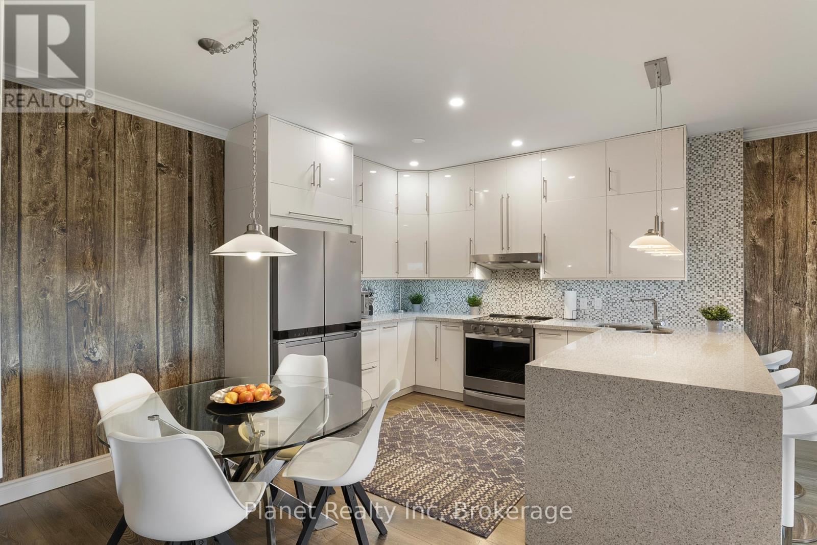 #507 60 WYNDHAM STREET S - Image 6