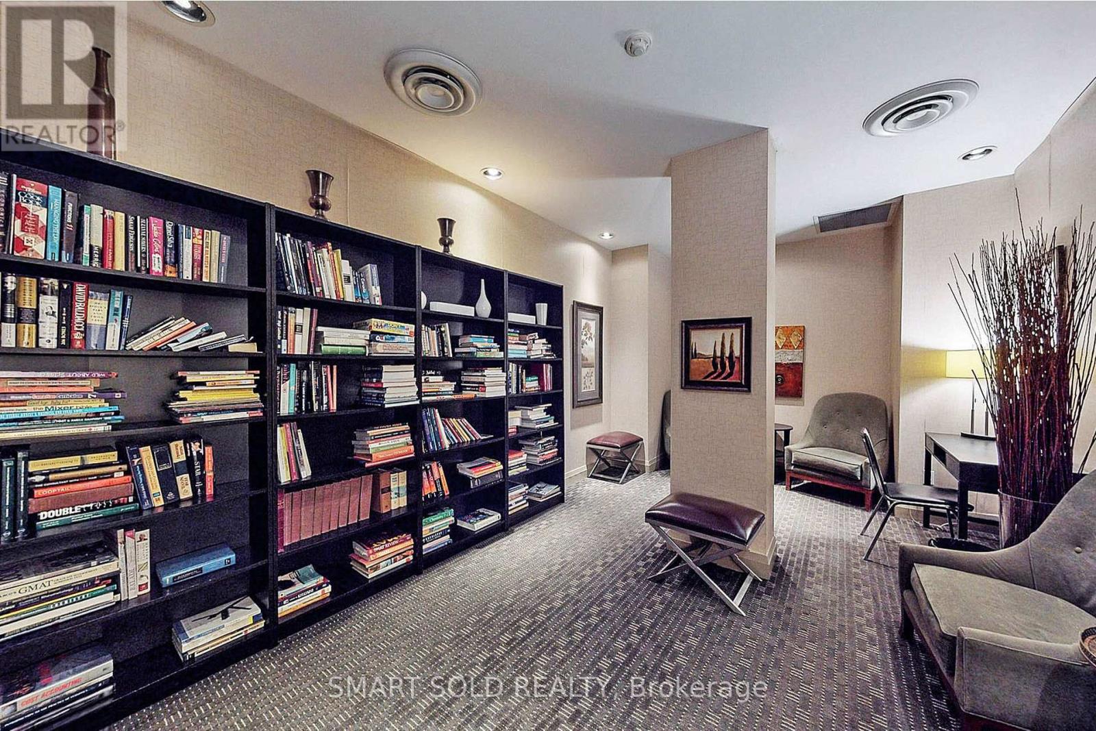 #1512 18 PARKVIEW AVENUE - 21
