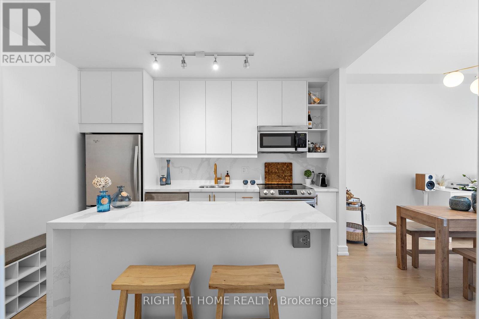 #N505 116 GEORGE STREET - 10