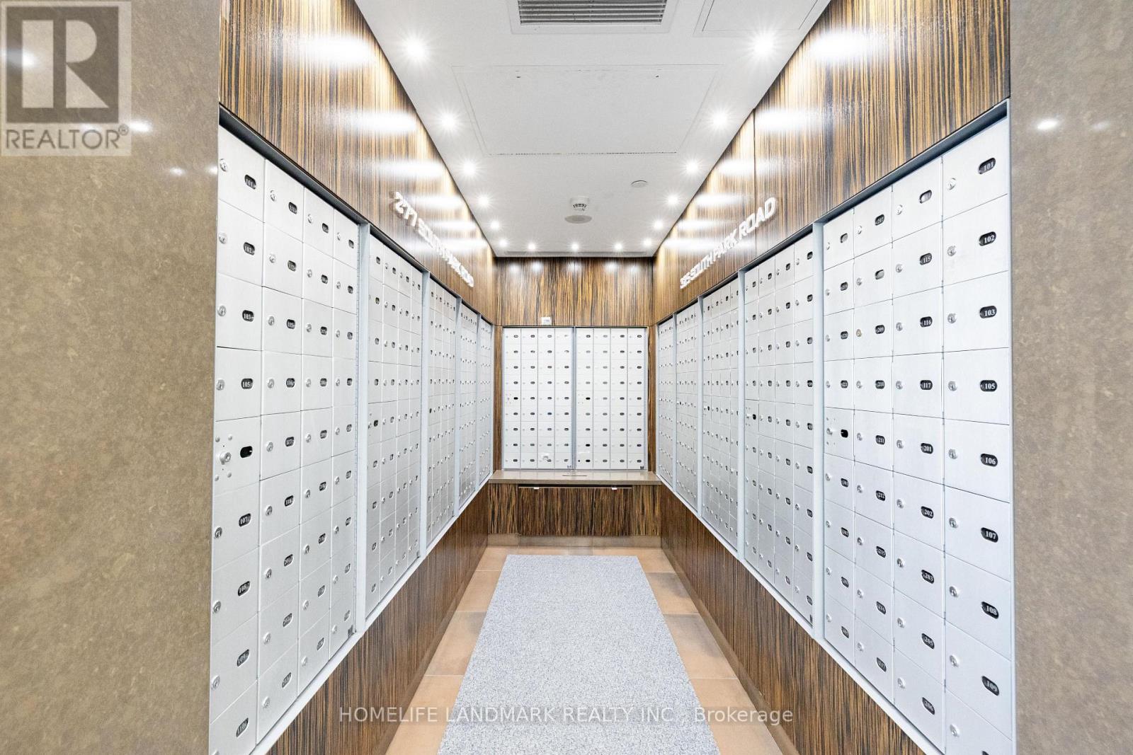 #325-PH9 325 SOUTH PARK ROAD - 25