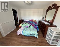 34 Woodford Drive thumbnail 15