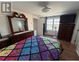 34 Woodford Drive thumbnail 16