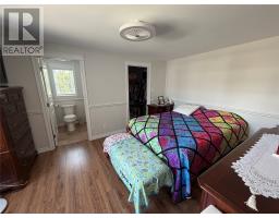 34 Woodford Drive thumbnail 17
