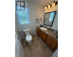 34 Woodford Drive thumbnail 18
