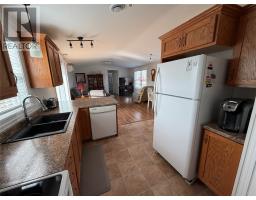 34 Woodford Drive thumbnail 6