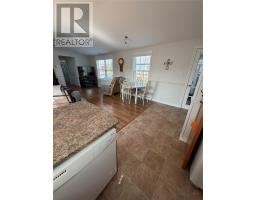 34 Woodford Drive thumbnail 9