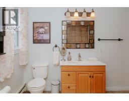 58 Byrd Avenue thumbnail 26