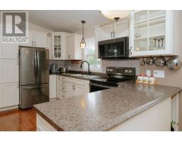 58 Byrd Avenue thumbnail 4