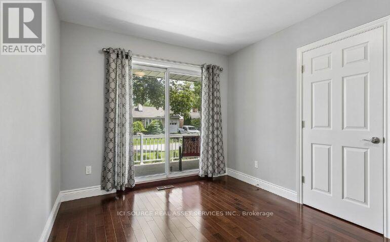 1603 LINCOLNSHIRE BOULEVARD - 17