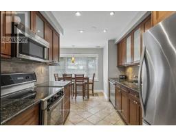 Family room - 1603 Lincolnshire Boulevard, Mississauga, ON L5E2S8 Photo 11