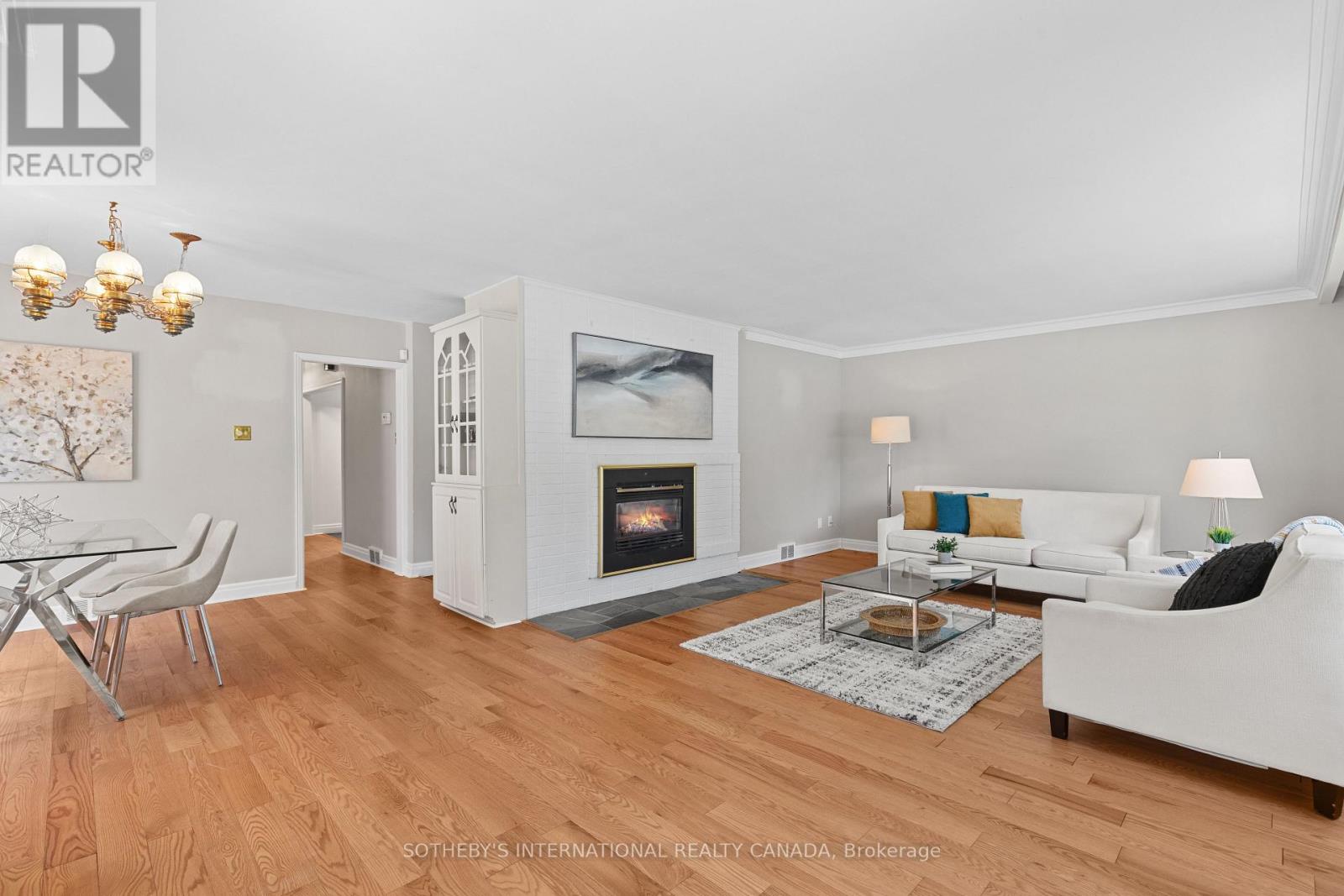 9 BABINGTON COURT - 10