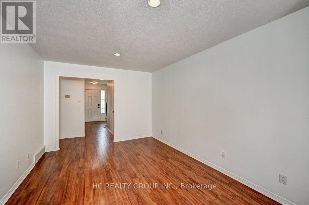 271 RESURRECTION DRIVE - 10