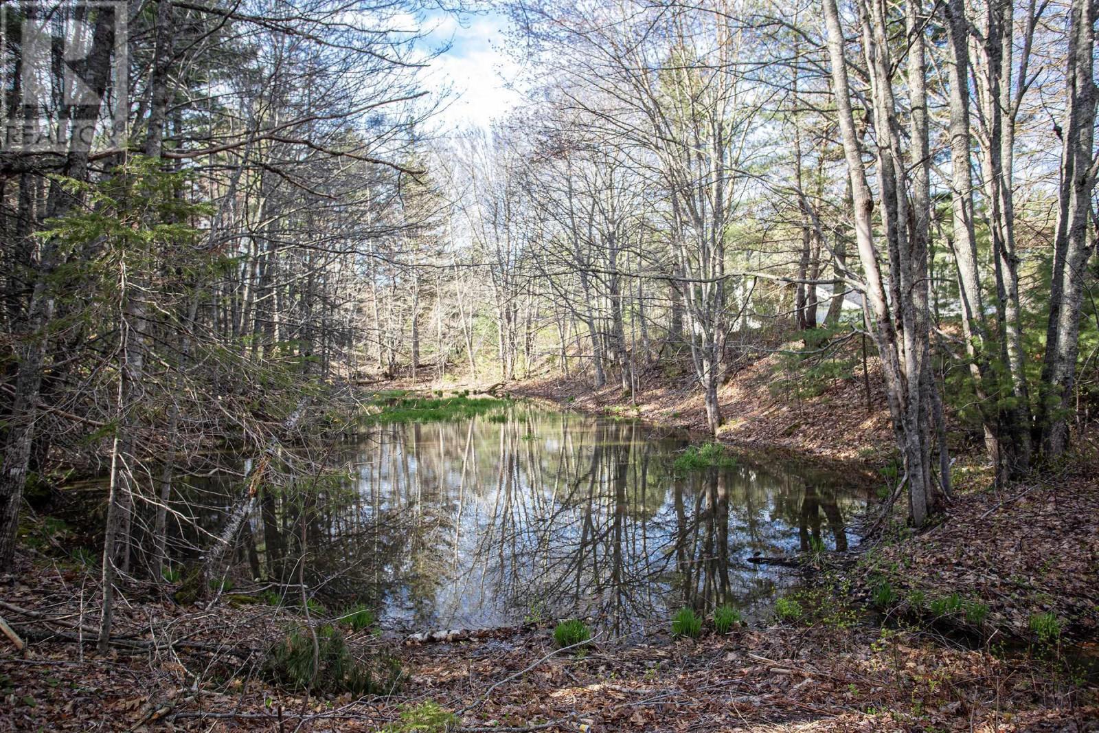 Lot Middle Road, North Williamston — photo 2