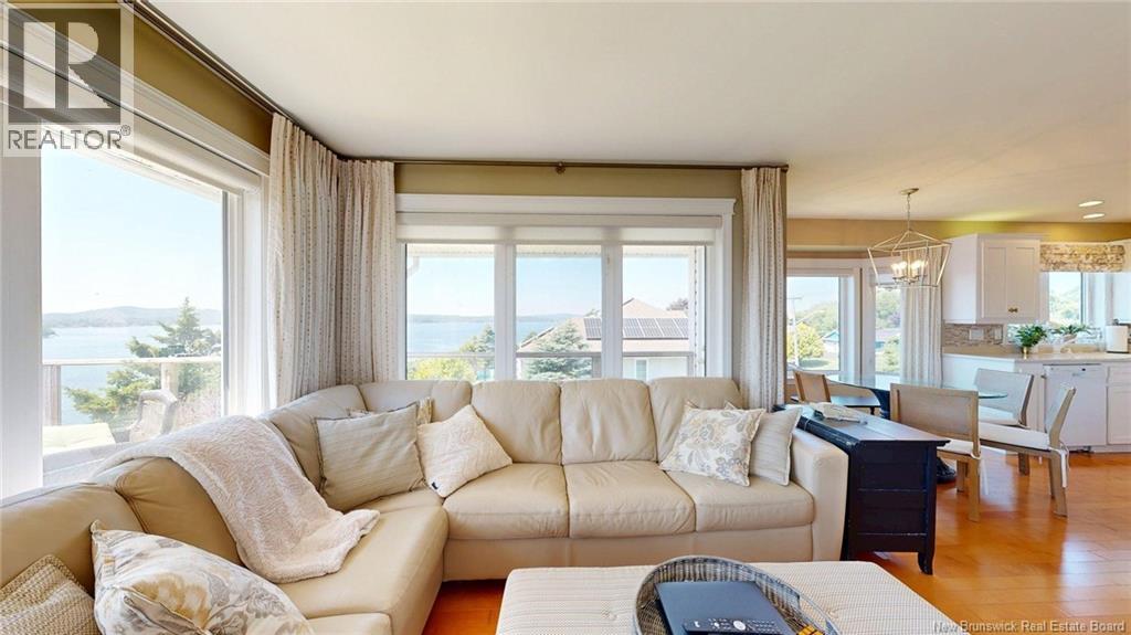 91 Rivershore Drive - Image 18