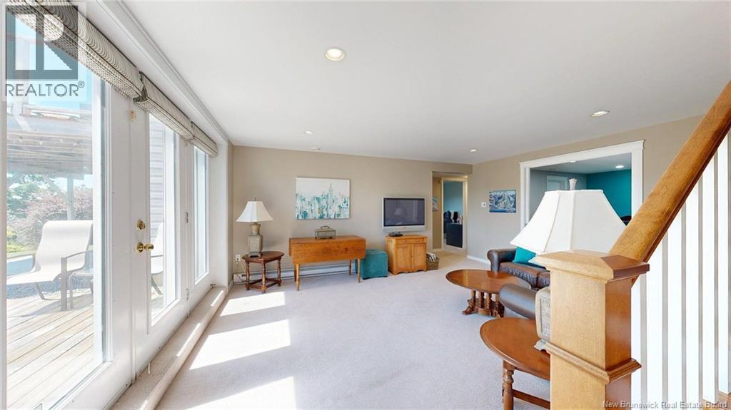 91 Rivershore Drive - Image 24