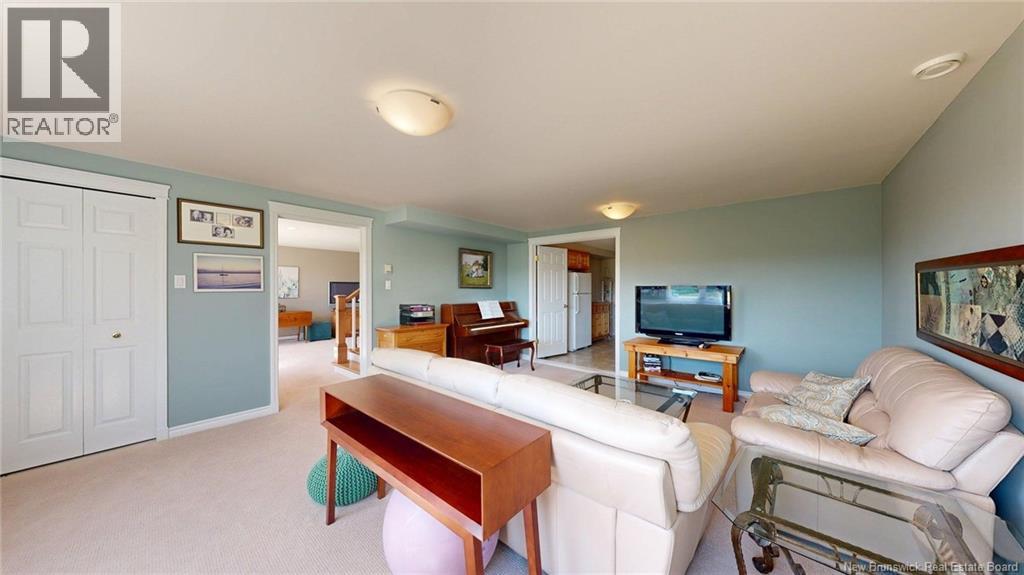 91 Rivershore Drive - Image 30