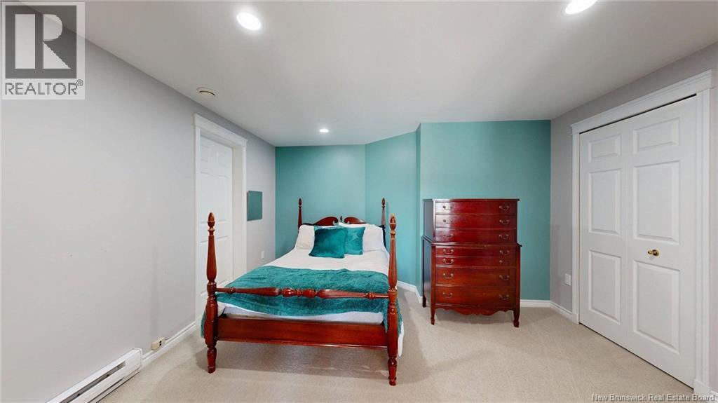 91 Rivershore Drive - Image 31