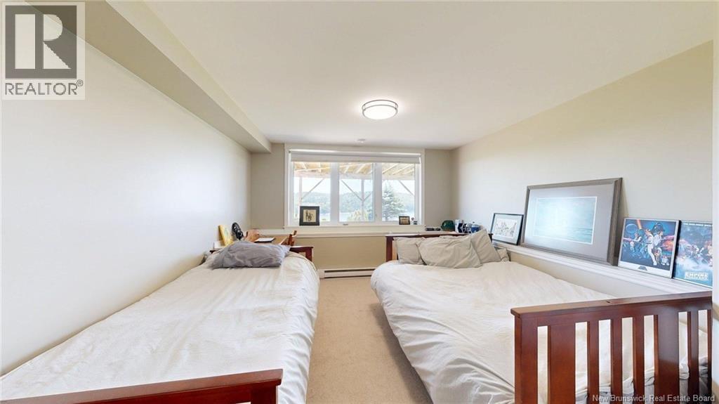 91 Rivershore Drive - Image 33
