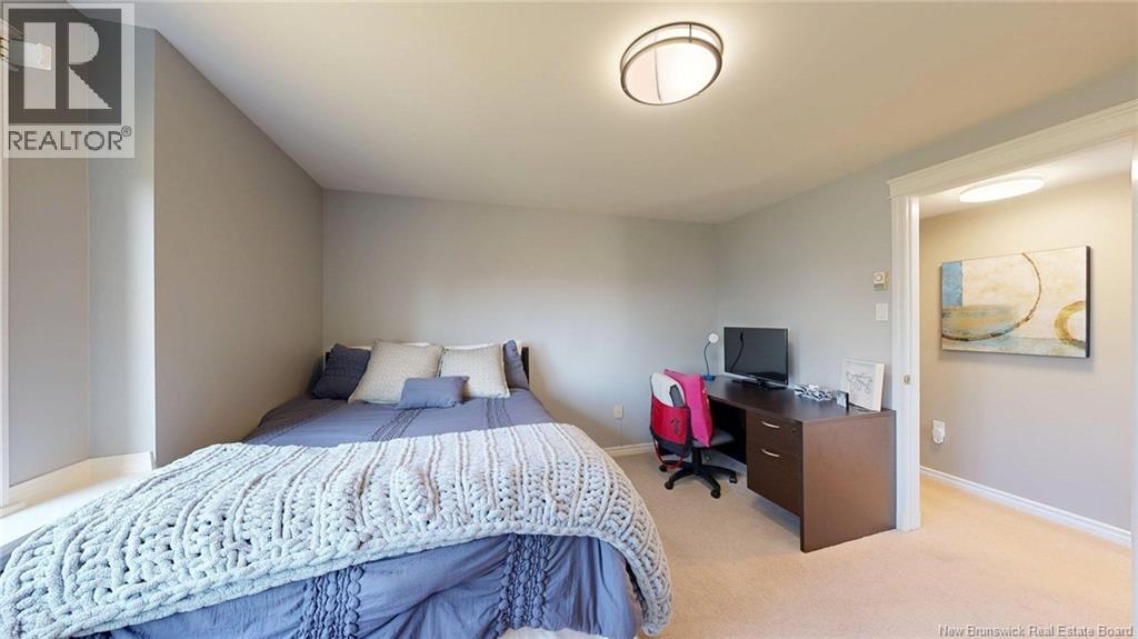 91 Rivershore Drive - Image 34