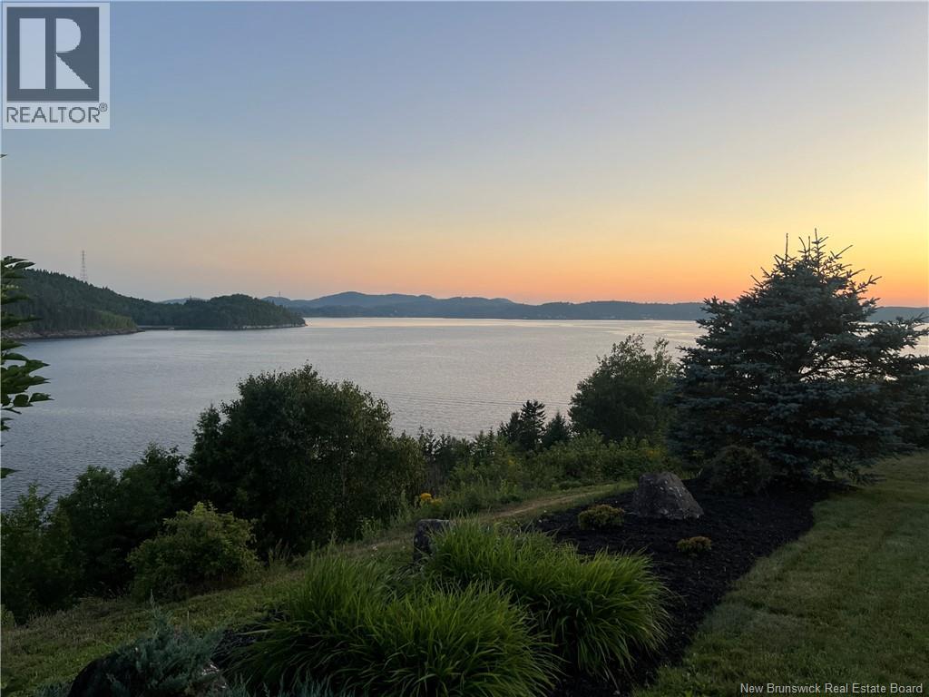 91 Rivershore Drive - Image 41