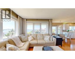 91 Rivershore Drive, photo 18