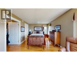 91 Rivershore Drive, photo 19