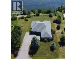 91 Rivershore Drive, photo 3