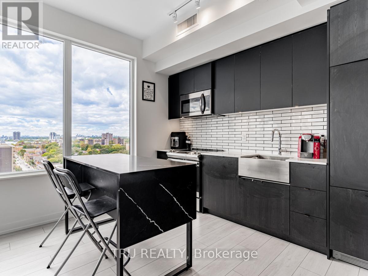 #LPH12 270 DUFFERIN STREET - 12