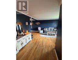 307 Dineen Crescent thumbnail 11