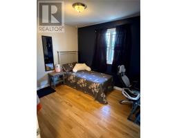 307 Dineen Crescent thumbnail 16