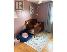 307 Dineen Crescent thumbnail 18
