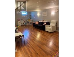 307 Dineen Crescent thumbnail 21