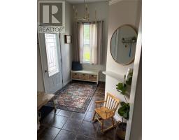 307 Dineen Crescent thumbnail 5