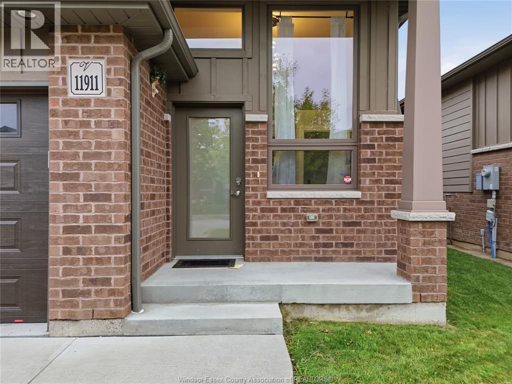 11911 MAITLAND AVENUE - 12