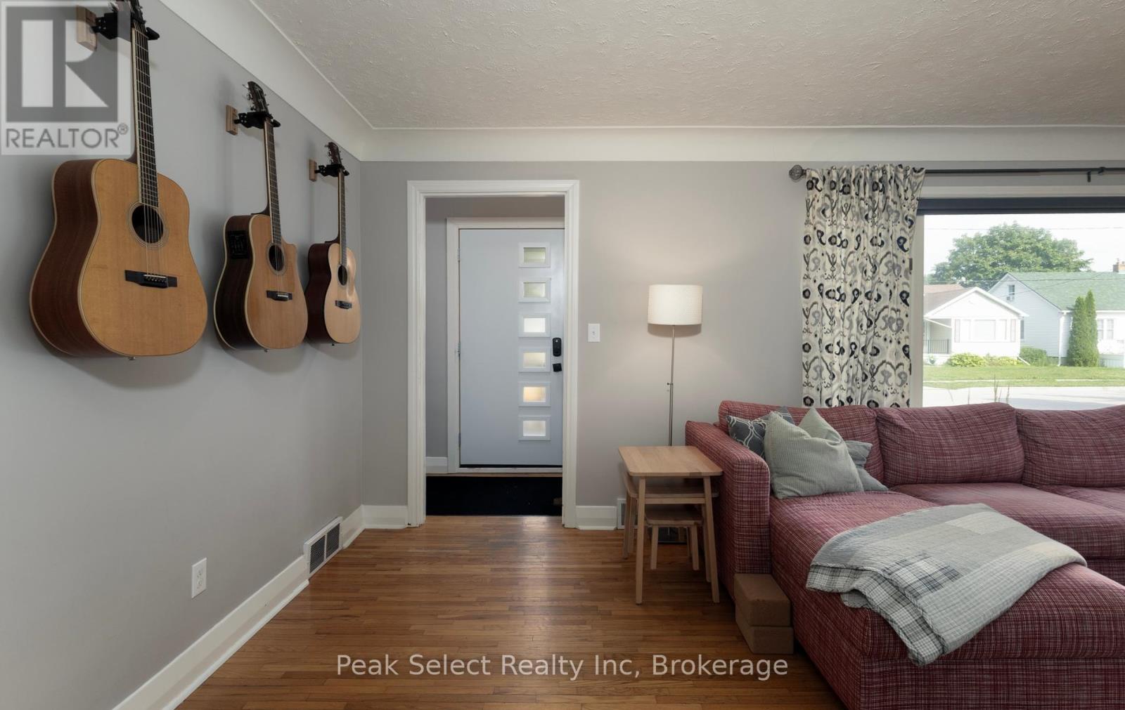 349 EDWARD STREET - 4
