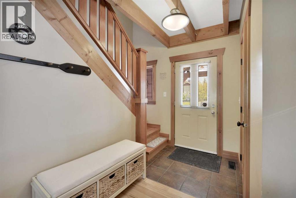 460 Summer Crescent - Photo 6