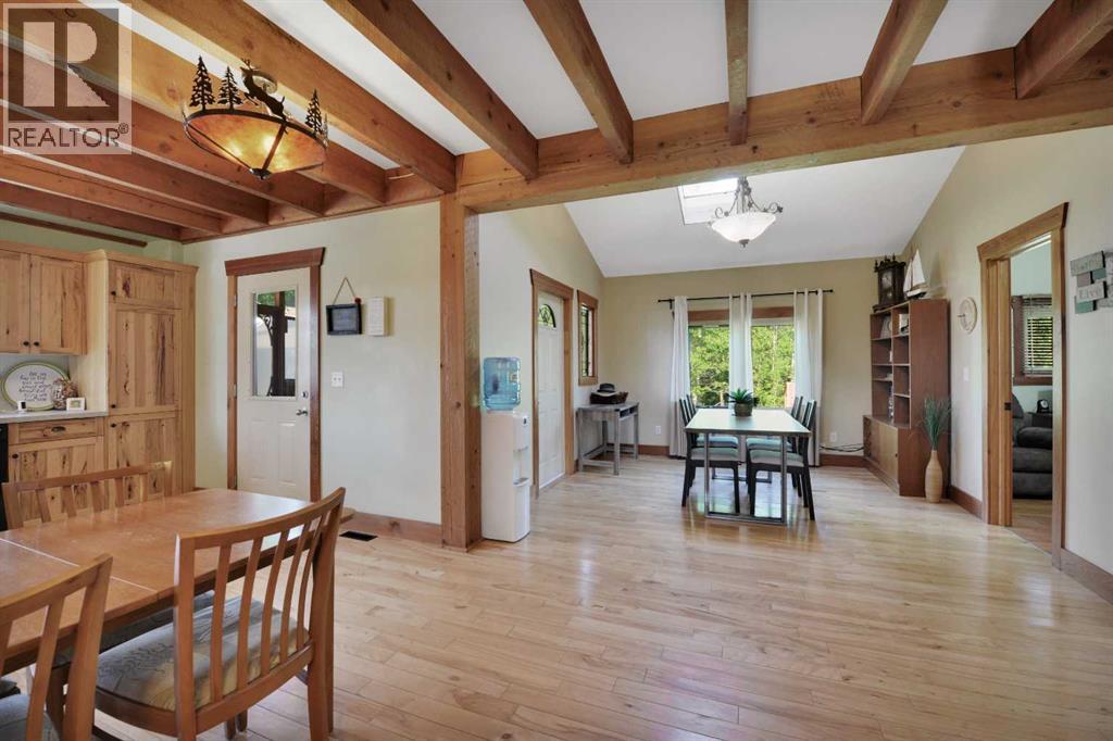 460 Summer Crescent - Photo 16