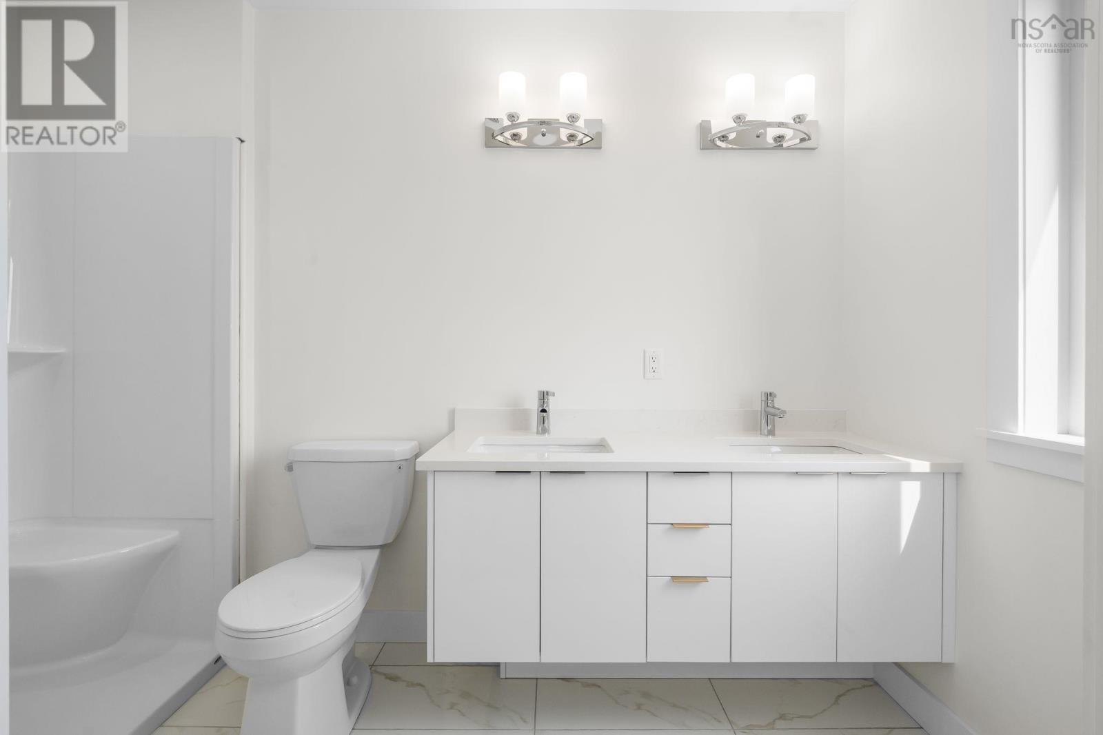 42 Berm Street - 25